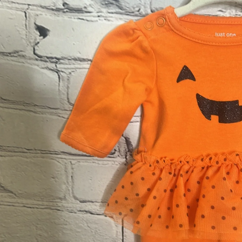 Carter’s Just One You Orange & Black Pumpkin Tutu Onesie Size Newborn - Picture 3 of 12